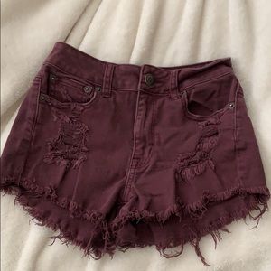 Maroon AE highwasted shorts